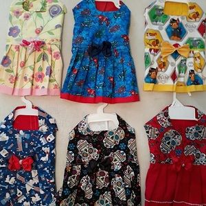 25 piezas Pet dresses multiple color in you orden Small Medium combination.